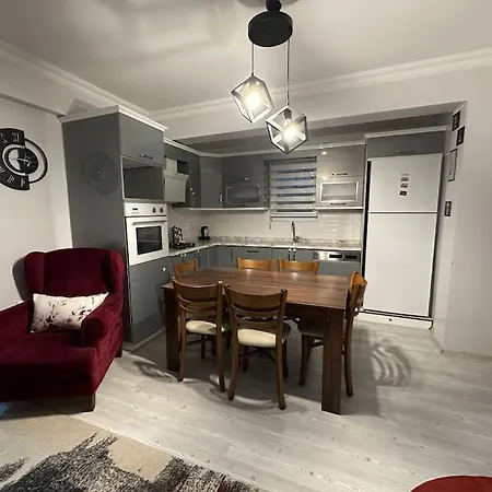 Iron House * פאטהיה